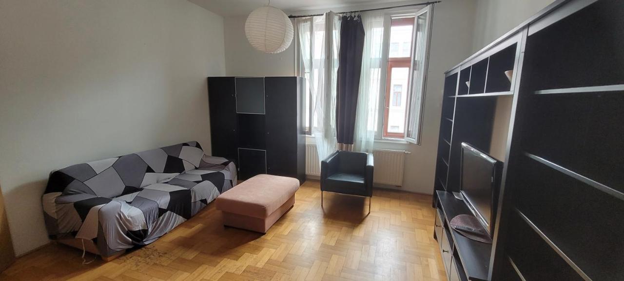 Cozy Downtown Apartment Budapest Eksteriør bilde
