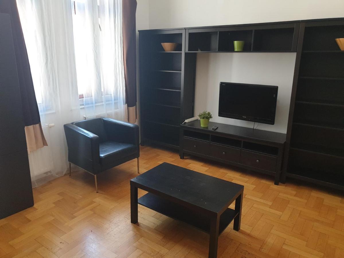 Cozy Downtown Apartment Budapest Eksteriør bilde